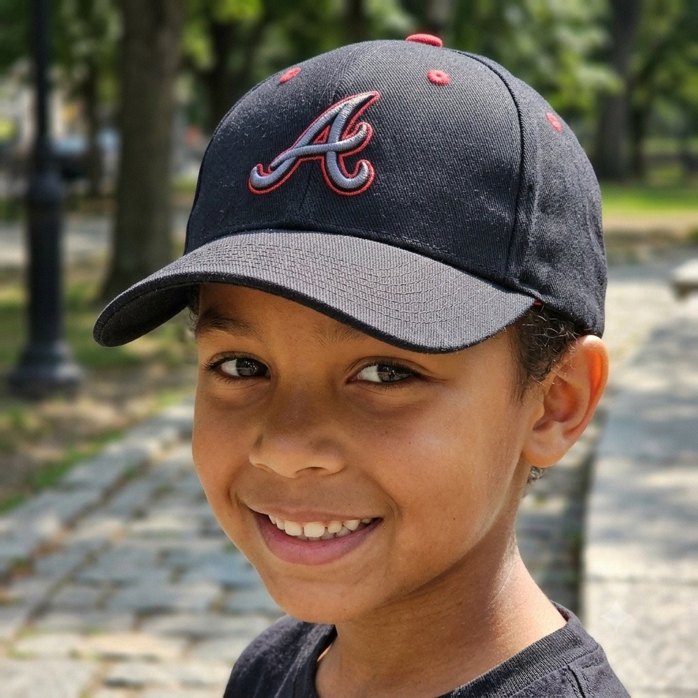 Fan Favorite Atlanta Braves Baseball Cap Kids One Size Black Red MLB Snapback